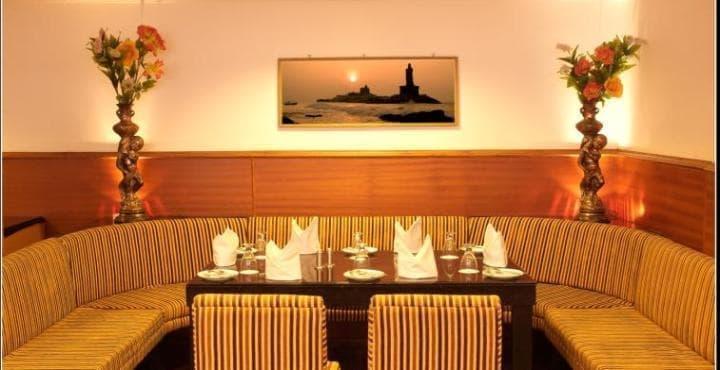 Hotel Park Plaza Madurai Exterior photo