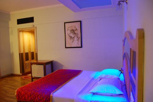 Hotel Park Plaza Madurai Exterior photo